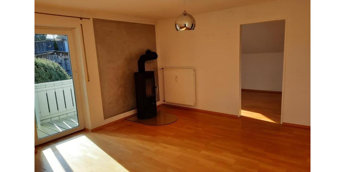 Dachgeschoßwohnung Röhrnbach - 4 Zimmer, 86 m&sup2;, 600&euro; | Angebot:27563016
