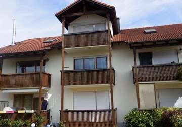 Wohnung Kirchham - 3 Zimmer, 91 m&sup2;, 720&euro; | Angebot:25570571