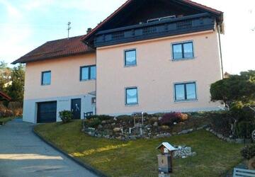 Wohnung Tiefenbach - 4 Zimmer, 93 m&sup2;, 680&euro; | Angebot:27578890