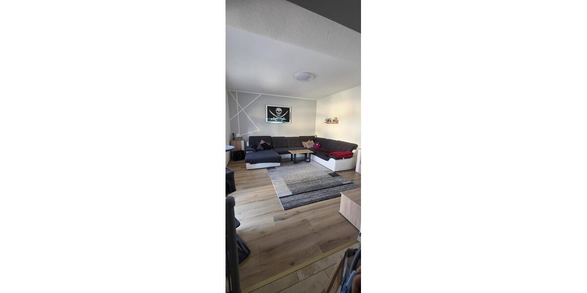 Etagenwohnung Schöllnach - 1 Zimmer, 100 m&sup2;, 750&euro; | Angebot:27586216