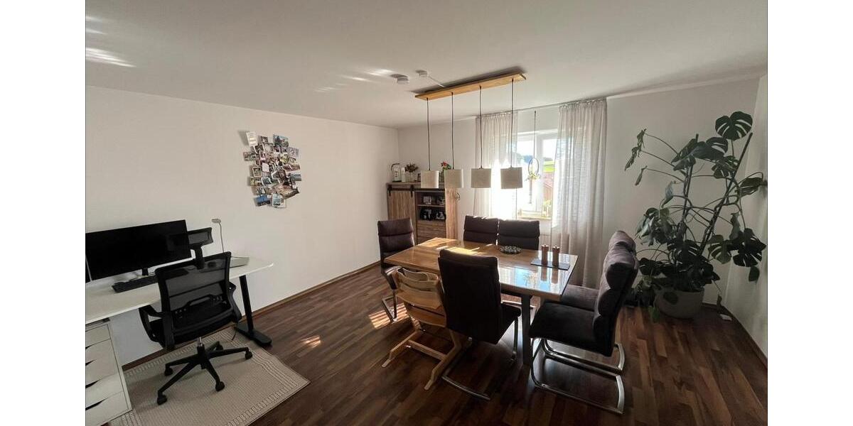 Etagenwohnung Untergriesbach - 4 Zimmer, 109 m&sup2;, 930&euro; | Angebot:27582379